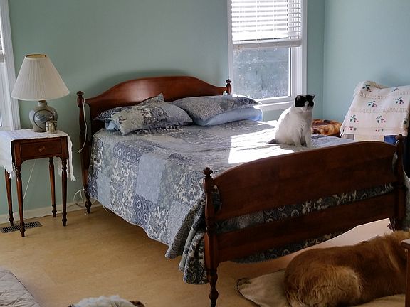 Master bedroom 13x14