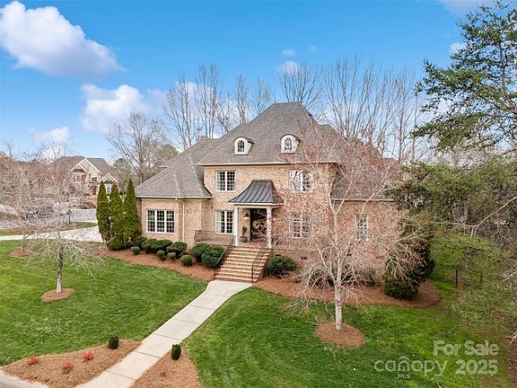3rd image of 1838 Landry Ln