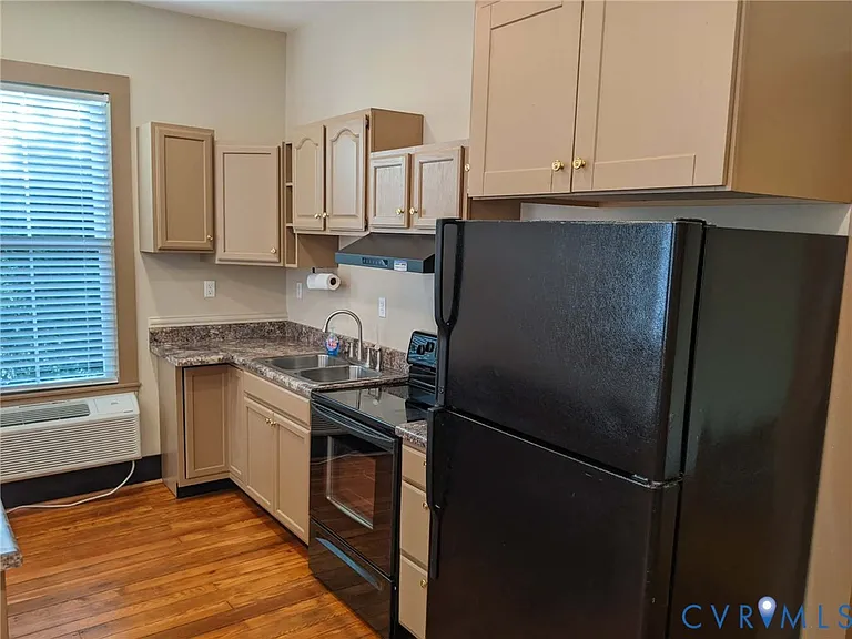 519 Grove Ave #521-B — Photo 4