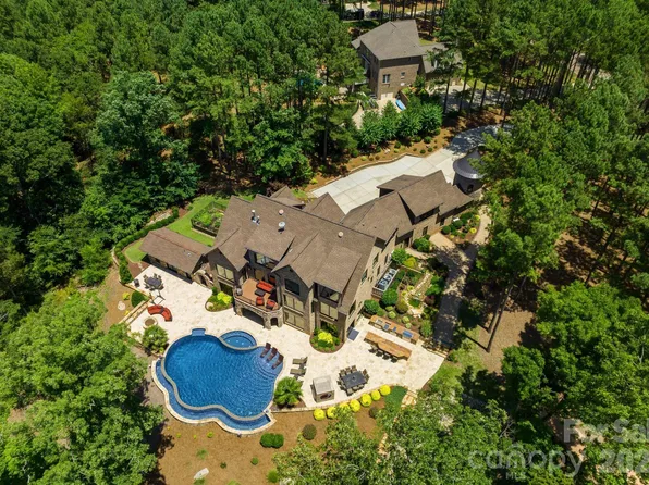 1220 Broadside Rd, York, SC 29745