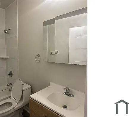 1910 I St NE #8 — Photo 10