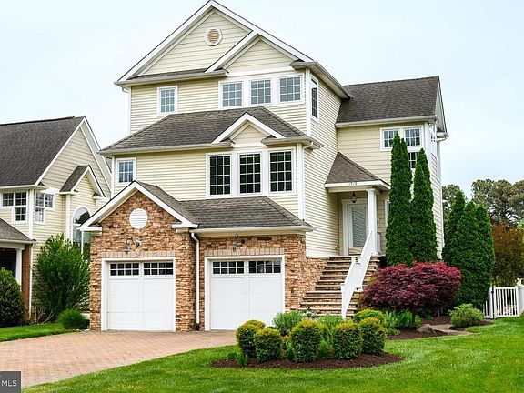5th image of 1719 Harbor Dr