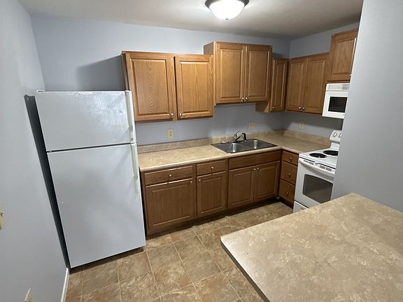 4th image of 204-209 2nd St #15765883
