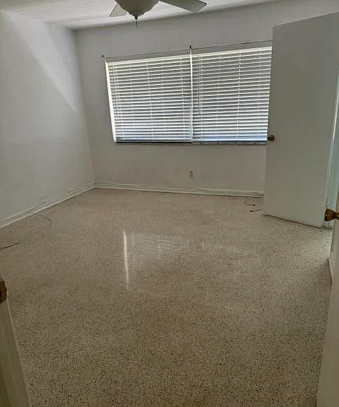 860 NW 65th Ave — Photo 15