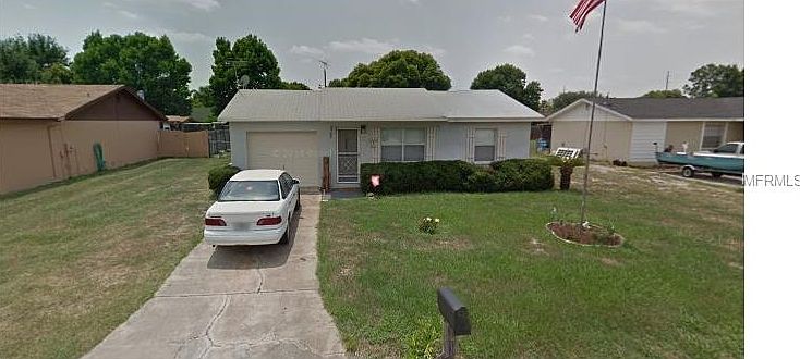1st image of 827 Cinnamon Dr