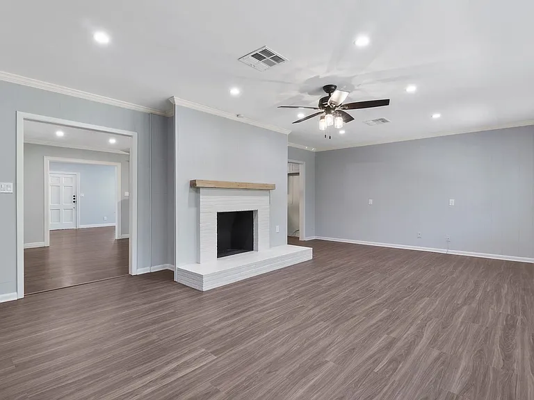 3557 Winston Rd — Photo 17