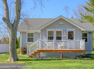 13 Clayton Ave, Toms River, NJ 08755
