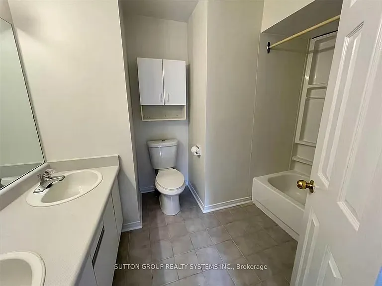 2275 Credit Valley Rd #100 — Photo 15