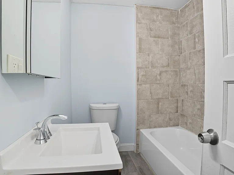 2027 Widener St — Photo 13