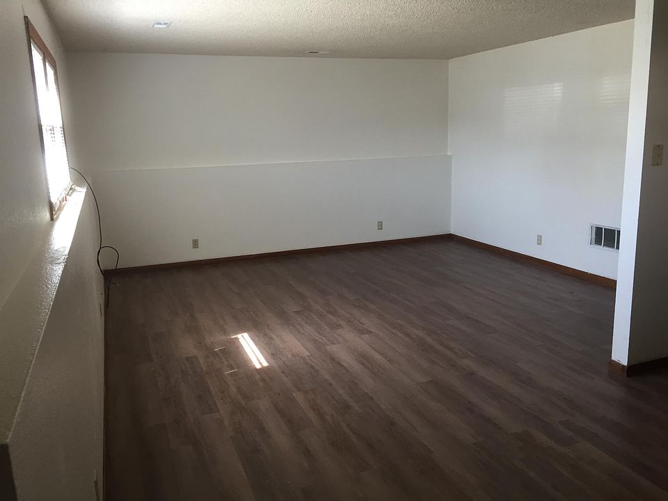 1st image of 2902 Maralane Ave APT C