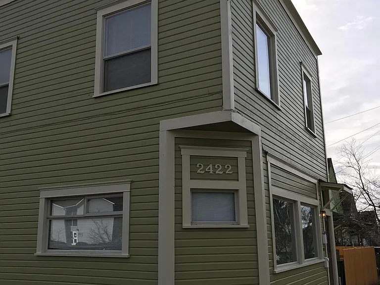 2420 E St — Photo 9