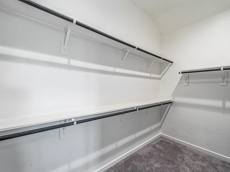 7623 Coral Lake Dr — Photo 29