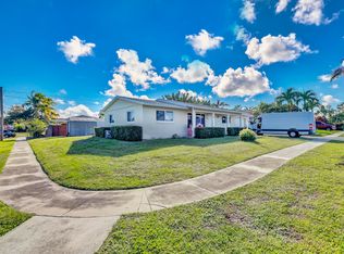 3294 Capri Rd, Palm Beach Gardens, FL 33410