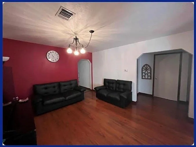 114 Irwin Dr — Photo 6