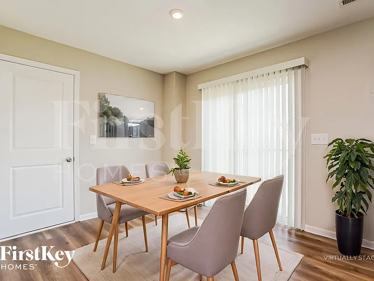 14 Windchime Ct — Photo 7