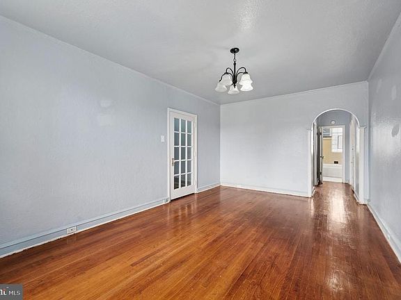 4th image of 5200 W Montgomery Ave #18
