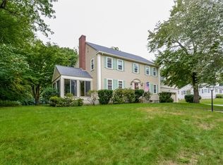 4 Dick Dr, Worcester, MA 01609