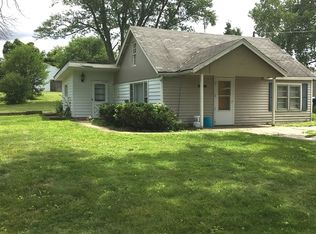 40935 N Prairie Ave, Antioch, IL 60002