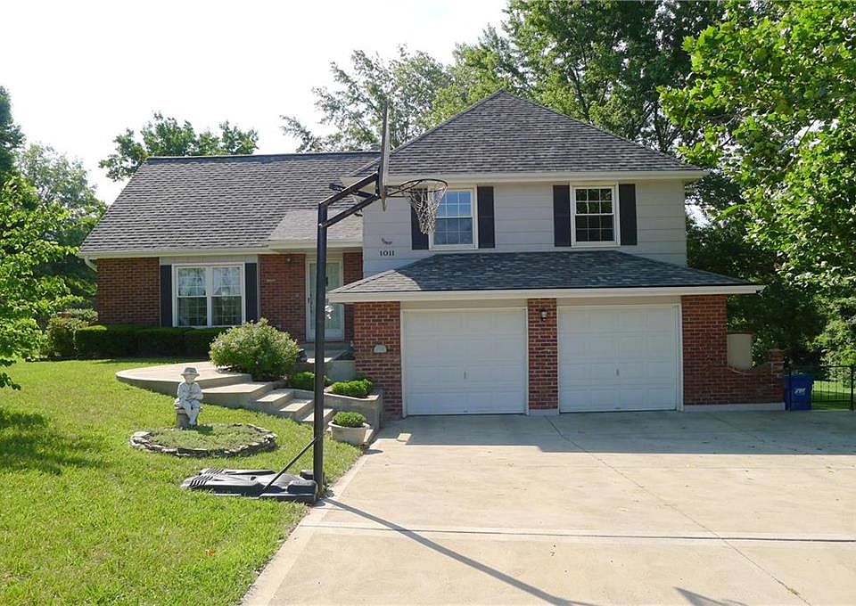 1st image of 1011 Wyckwood Dr
