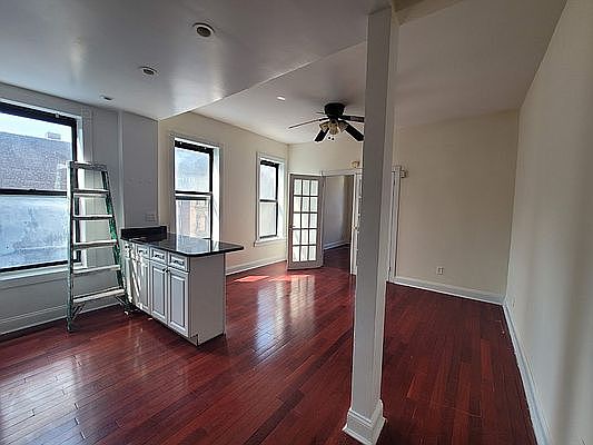 2nd image of 217 E 82nd St APT 4D