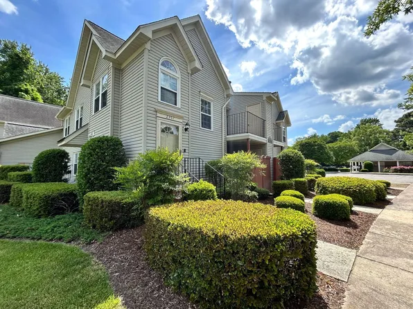 2357 London Pointe Dr, Virginia Beach, VA 23454