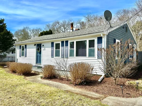 138 Homestead Lane, Teaticket, MA 02536