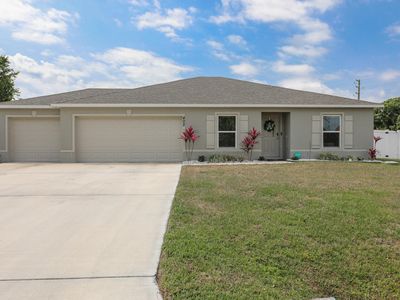 402 SE Doat Street, Port Saint Lucie, FL, 34983