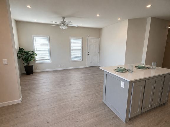 4th image of 246 Apple Ln