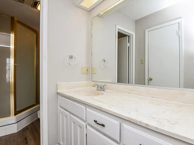 7528 Beckwood Dr — Photo 11