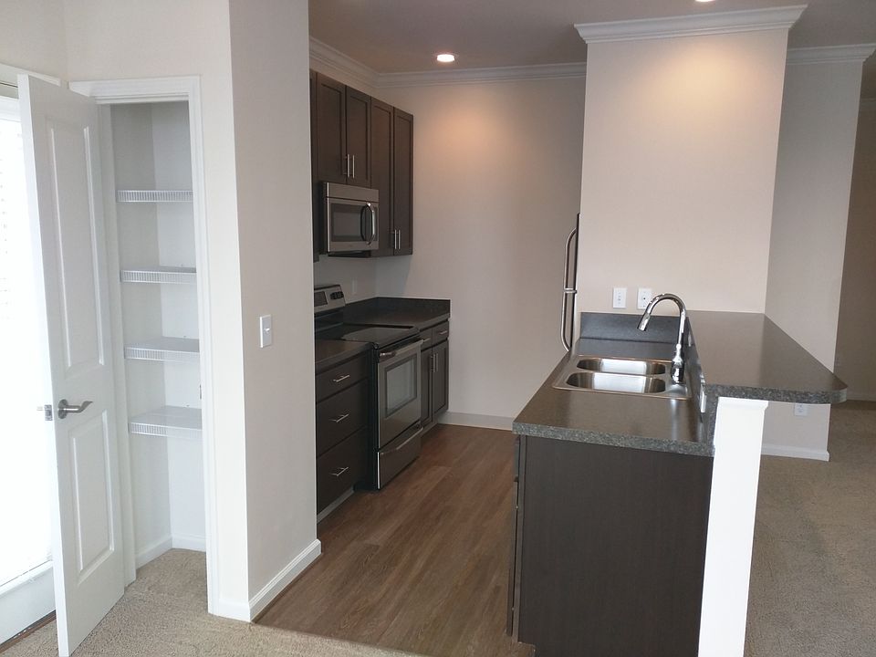 1st image of 5266 Lexi Ln N