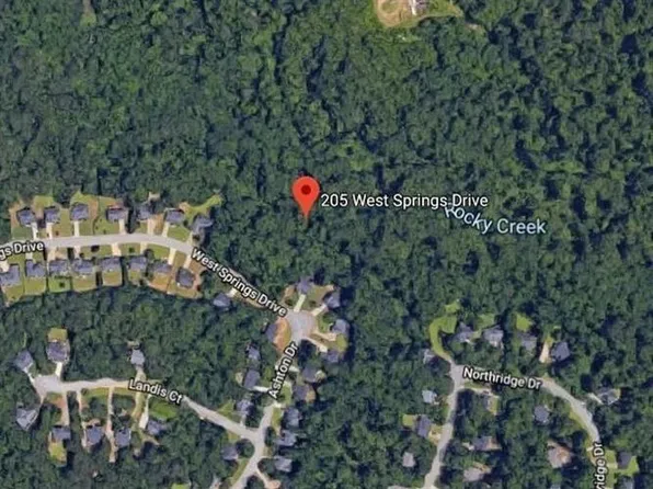 205 W Springs Dr, Macon, GA 31220