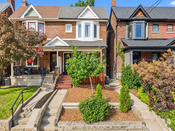 12 Herman Ave, Toronto, ON M6R 1Y2