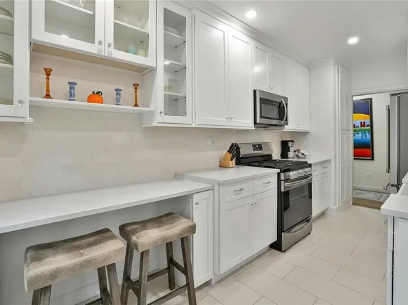 294 Bronxville Road #5F, Bronxville, NY 10708