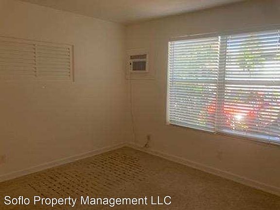 5th image of 306 N Lakeside Ct APT A5