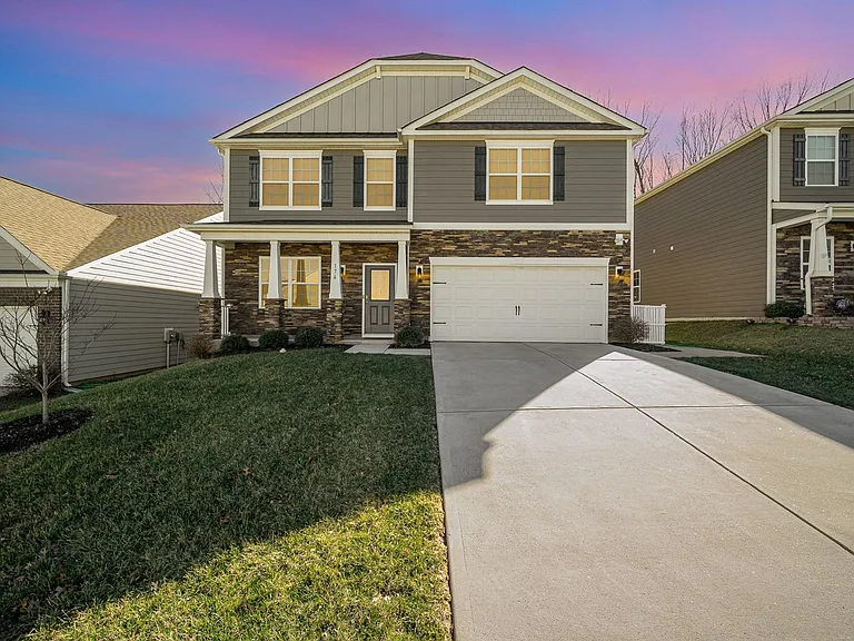 176 Cherry Birch St — Photo 1