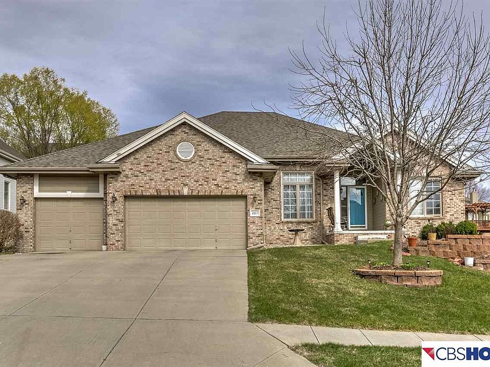 1st image of 4113 N 159th Ave