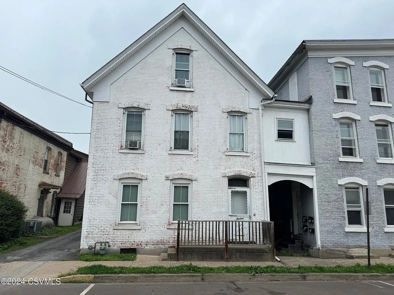1 bed, $575 — Photo 1