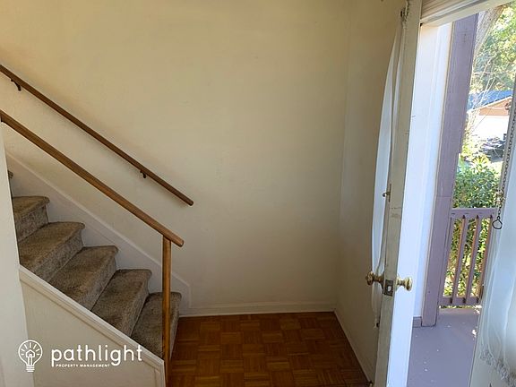 2nd image of 12 Boxwood Ct
