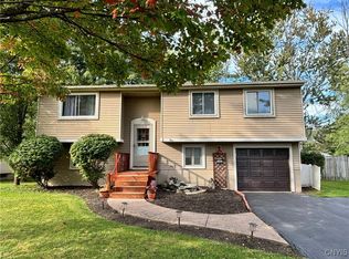 4243 Mill Run Rd, Liverpool, NY 13090