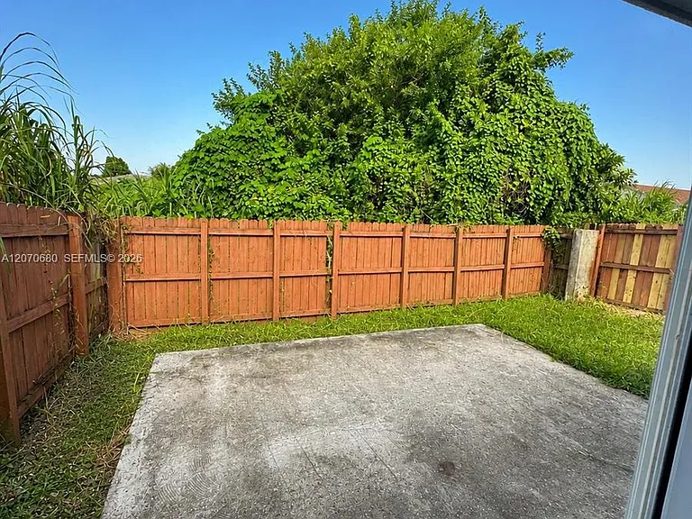 28331 SW 141st Ct — Photo 16