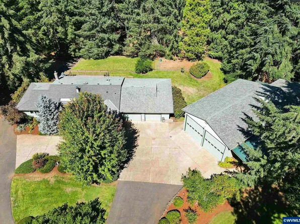 6135 Skyline Rd S, Salem, OR 97306