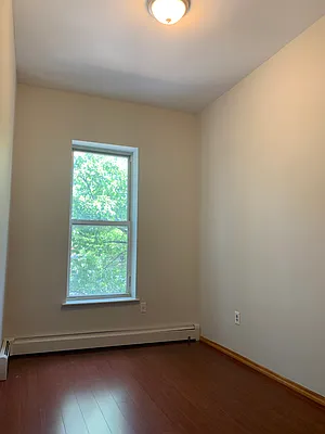 Rented by Virtual Real Estate | media 12