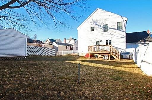 4th image of 51 Laurel Ave #51
