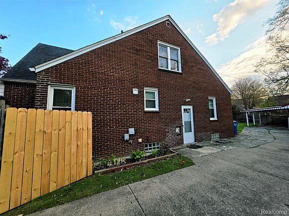 2nd image of 21259 Cyman Ave