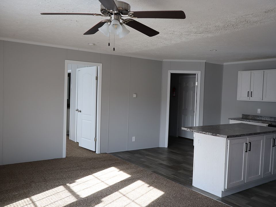 2nd image of 5407 Aloha Ln #209