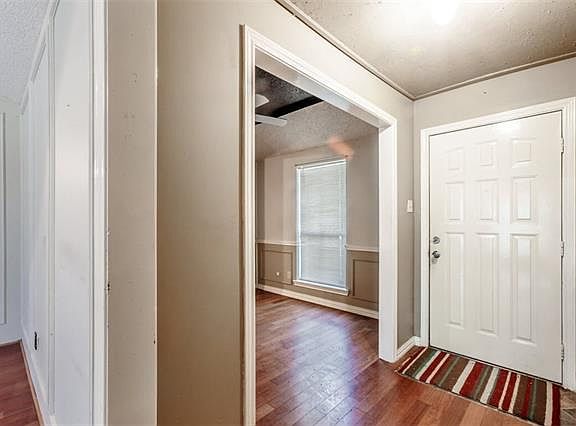 5th image of 3104 Mayfair Dr