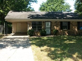 4777 Royal Ridge Dr, Memphis, TN 38128