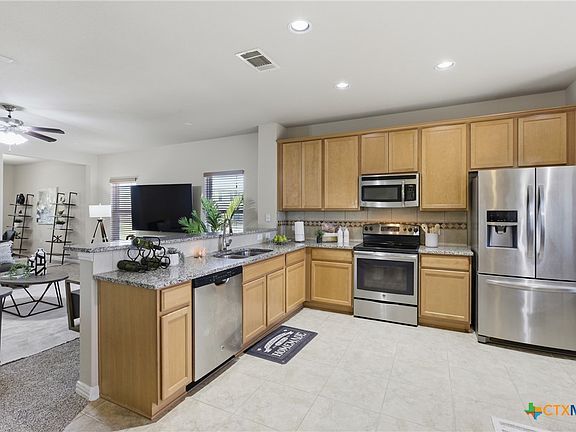4th image of 13529 Henneman Dr