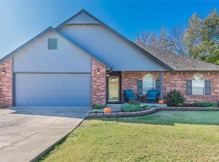 8220 Westway Rd, Tulsa, OK 74131