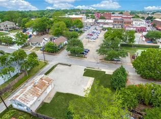 105 W Davis St, McKinney, TX 75069